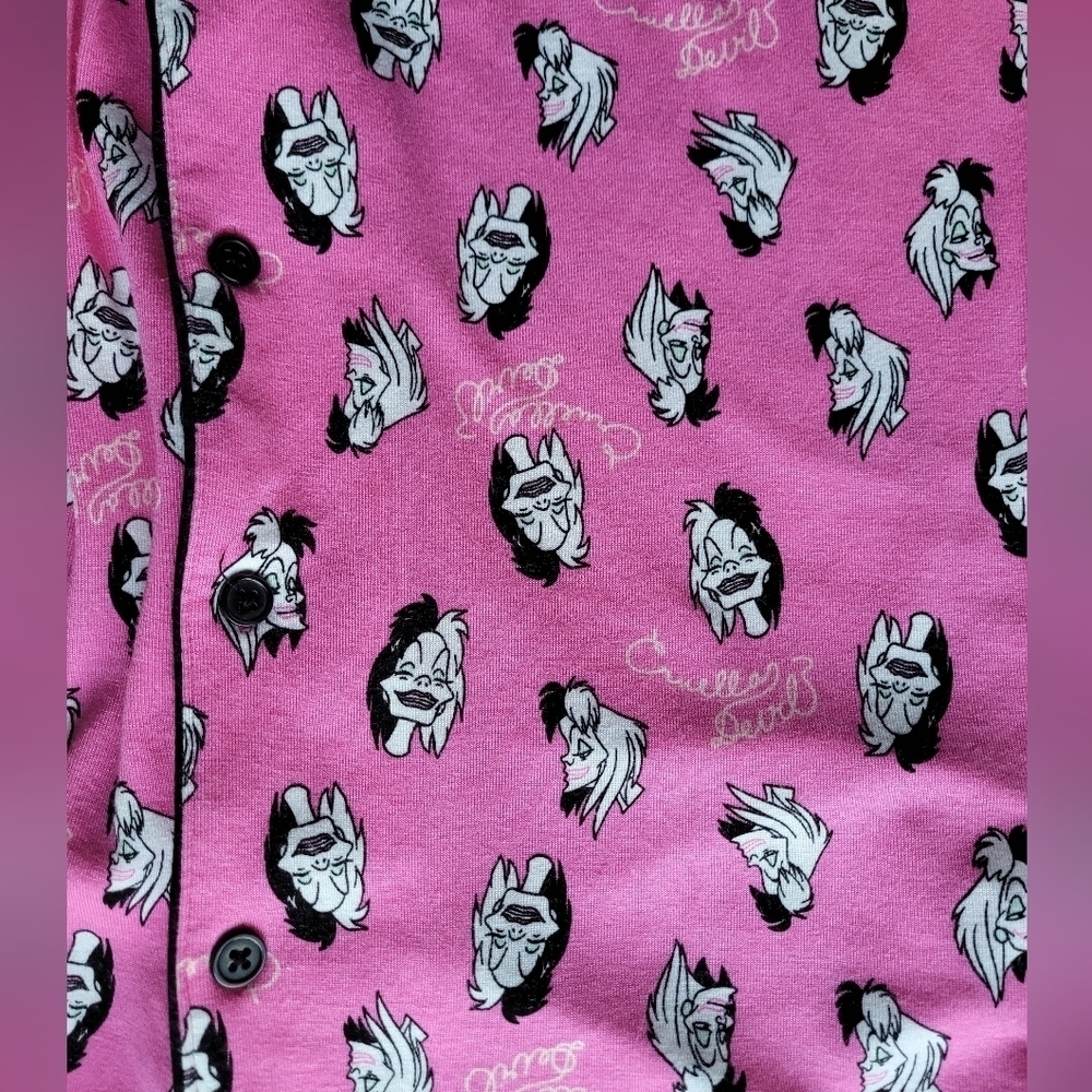 Disney X Joe Fresh Cruella Pajama Set, VGUC, Size M - Picture 6 of 8